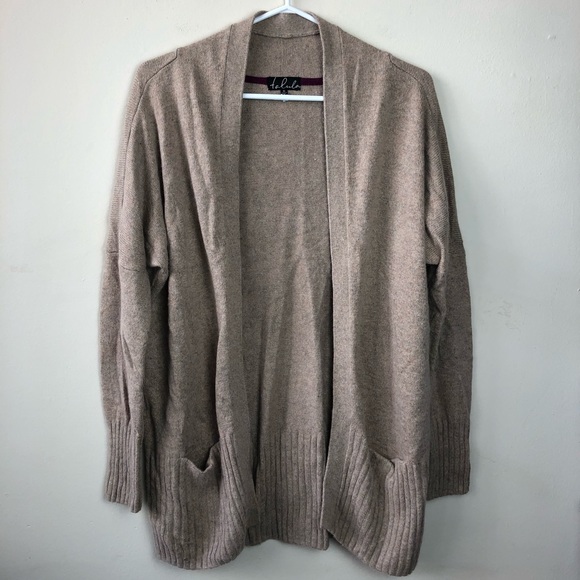 Talula Aritzia Size M Long Sleeve Cardigan Sweater